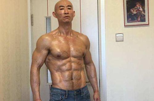 娱乐吃瓜酱肌肉男,娱乐吃瓜酱眼中的健身达人风采